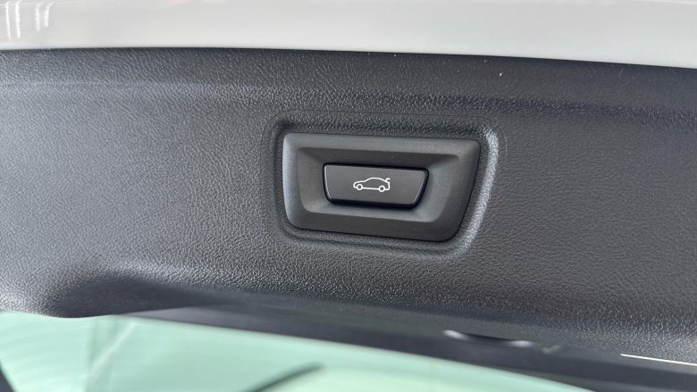 BMW 3 Series 320i M Sport 5dr Step Auto [Pro Pack] Petrol Estate